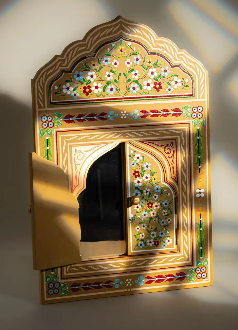 Handicraft - Wall Hanging MMR5